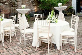 Courtyard Tables & Chairs
